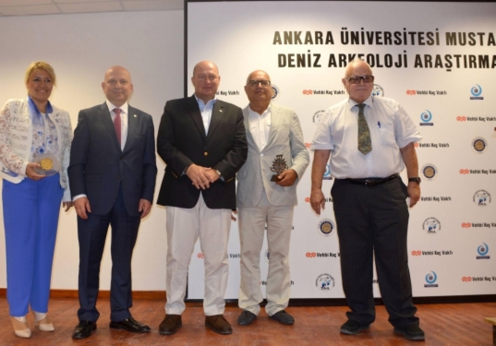 Urla Belediye Başkanı Sibel Uyar, Ankara Üniv. Rektörü Prof. Dr. Erkan İbiş, Mustafa V. Koç, Oğuz Aydemir, Prof. Dr. Hayat Erkanal - 2015