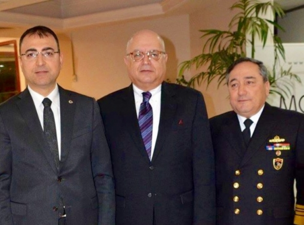 İZMİR VALİSİ MUSTAFA TOPRAK, GÜNEY DZ. SAHA KOMUTANI KORAMİRAL HASAN UŞAKLIOĞLU 18/03/2015
