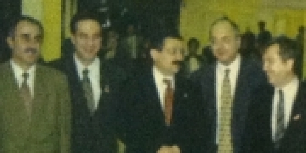 Uluç Gürkan, Prof. Dr. Ahmet Ayhan (GYTE), Kaymakam Cumhur Ersoy